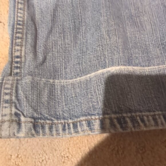 Lucky Brand Embroidered Jeans (Flowers on Pockets) - Picture 3 of 14